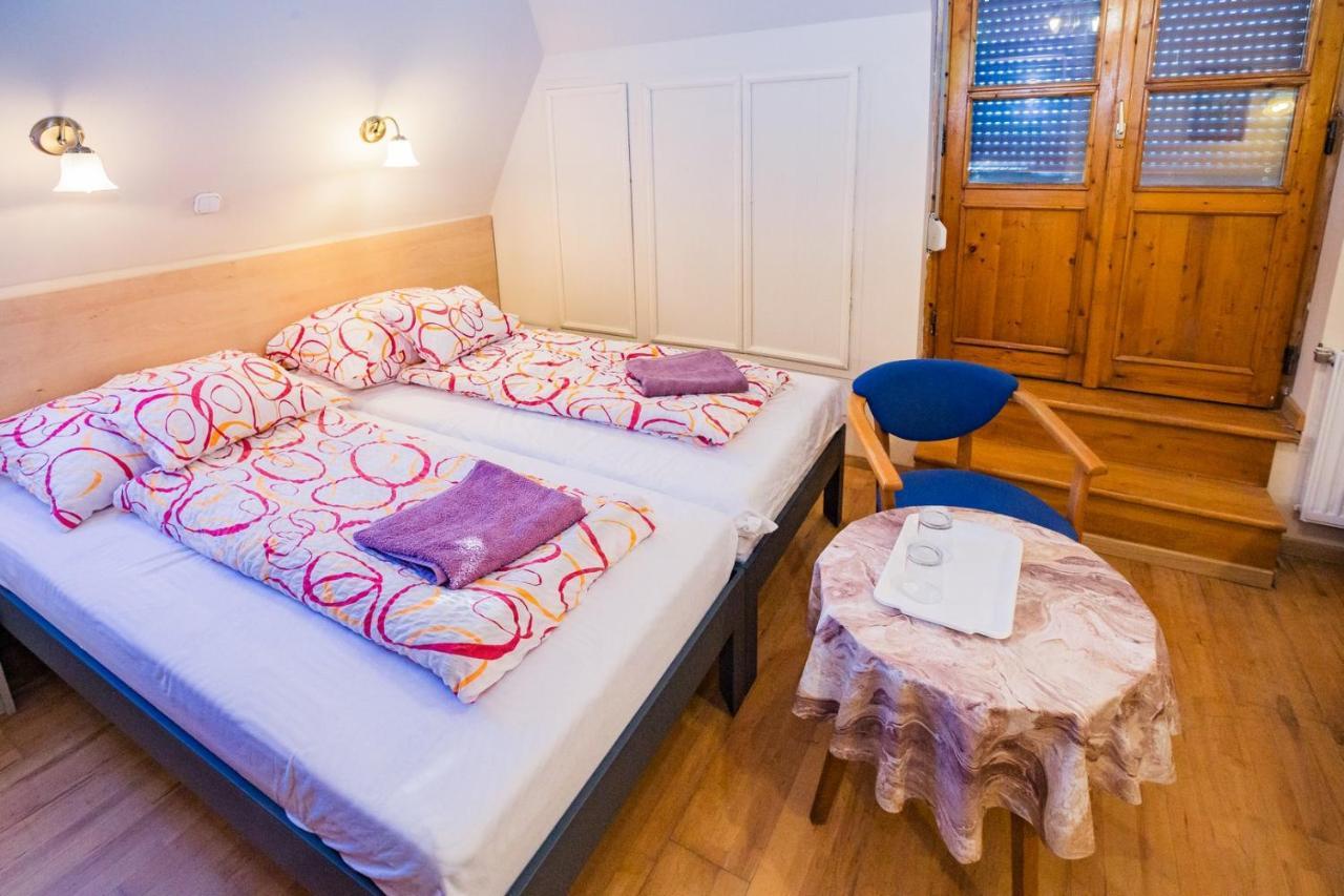בודפשט Mohacsi Guesthouse מראה חיצוני תמונה